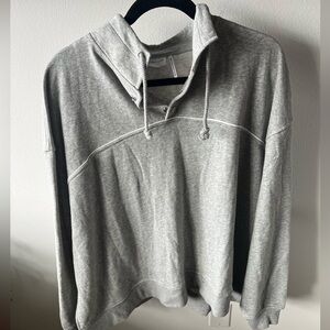 Oversized Grey Collared Pull-over Sweatshirt